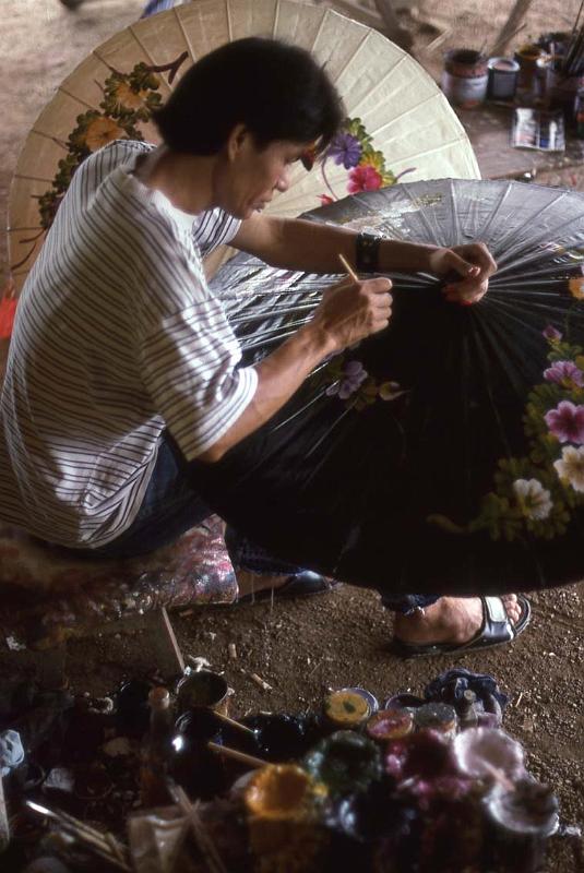 RWT 0130 127-10 Thailand Umbrella Painting.jpg